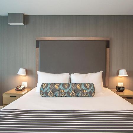 Sandman Signature Ottawa Airport Hotel المظهر الخارجي الصورة