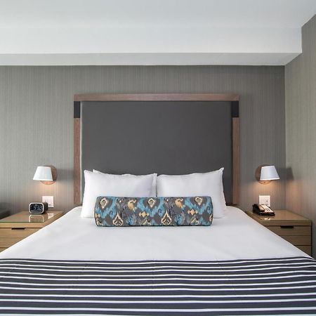 Sandman Signature Ottawa Airport Hotel المظهر الخارجي الصورة