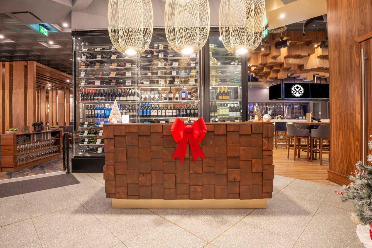 Sandman Signature Ottawa Airport Hotel المظهر الخارجي الصورة