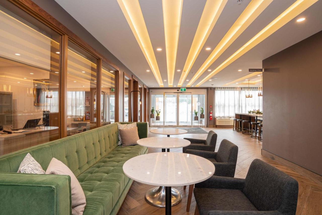 Sandman Signature Ottawa Airport Hotel المظهر الخارجي الصورة